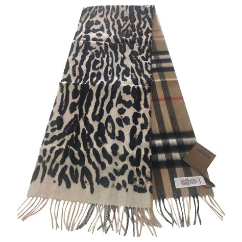 burberry foulard cachemire|écharpe Burberry.